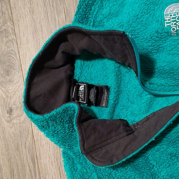 LAST CHANCE North Face fleece zip up jacket - Picture 2 of 7
